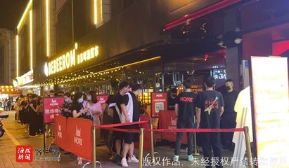 ?？诰瓢山制婢?點(diǎn)一杯“天使貓咪”即享“保鏢”護(hù)送上車？記者實(shí)地探訪